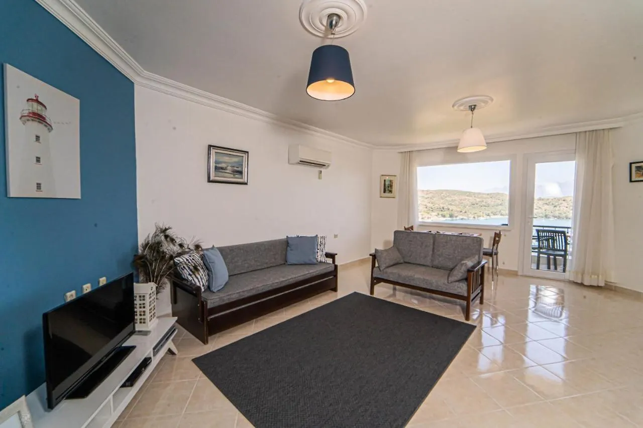 Prázdninový dům Vila Sea View Vibrant Flat W Balcony Right By Sea Fethiye